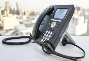 Vanaf 24 april stappen wij over op een nieuwe telefooncentrale. Hierdoor kan het tijdelijk voorkomen dat we minder goed bereikbaar zijn via de telefoon. We verwachten echter vanaf 6 mei weer volledig bereikbaar te zijn. Mocht u ons telefonisch niet kunnen bereiken, neem dan gerust contact met ons op via sales@bedu.eu Wij zorgen ervoor dat we zo snel mogelijk met u in contact komen.
We danken u voor uw begrip en geduld.